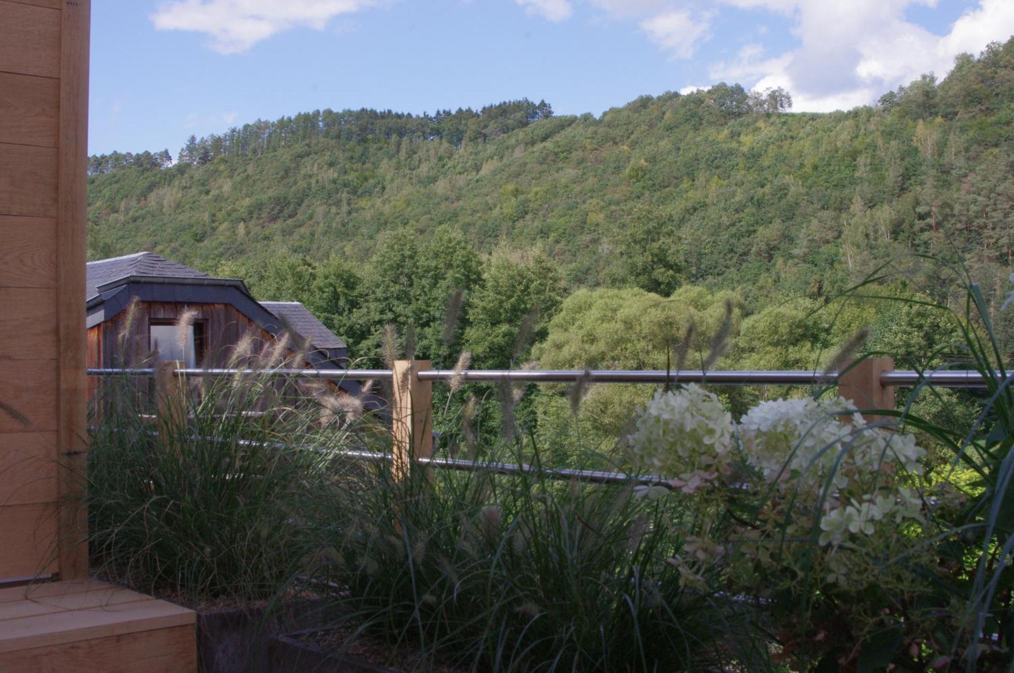Hostellerie La Claire Fontaine, Logis Hotels & Spa La Roche-en-Ardenne Exterior photo